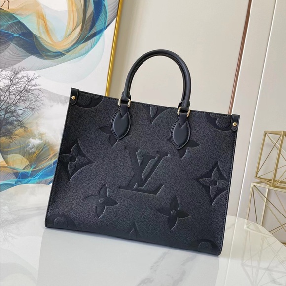🥃Louis Vuitton Onthego MM Empr einte Black Tote - Picture 1 of 9